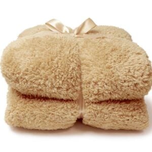 Unique Living Teddy fleece plaid